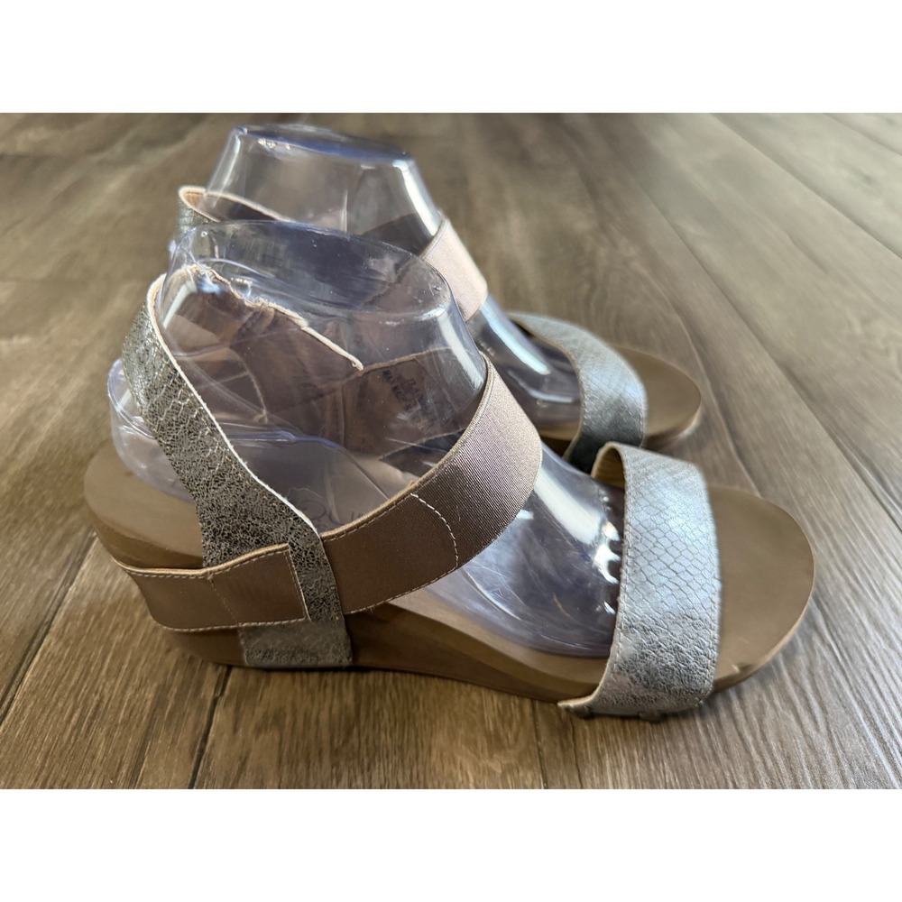 Boutique by Corkys Womens Silver Metallic‎ Wedge Sandals Size 11 Pewter Elastic